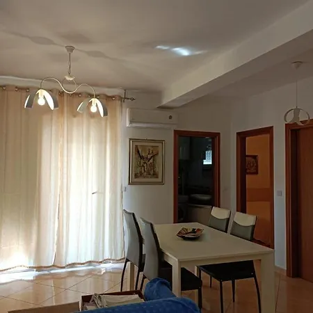 Casa Fiorita Apartment *